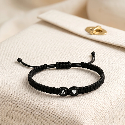 Pulsera Ajustable con Inicial y Corazón