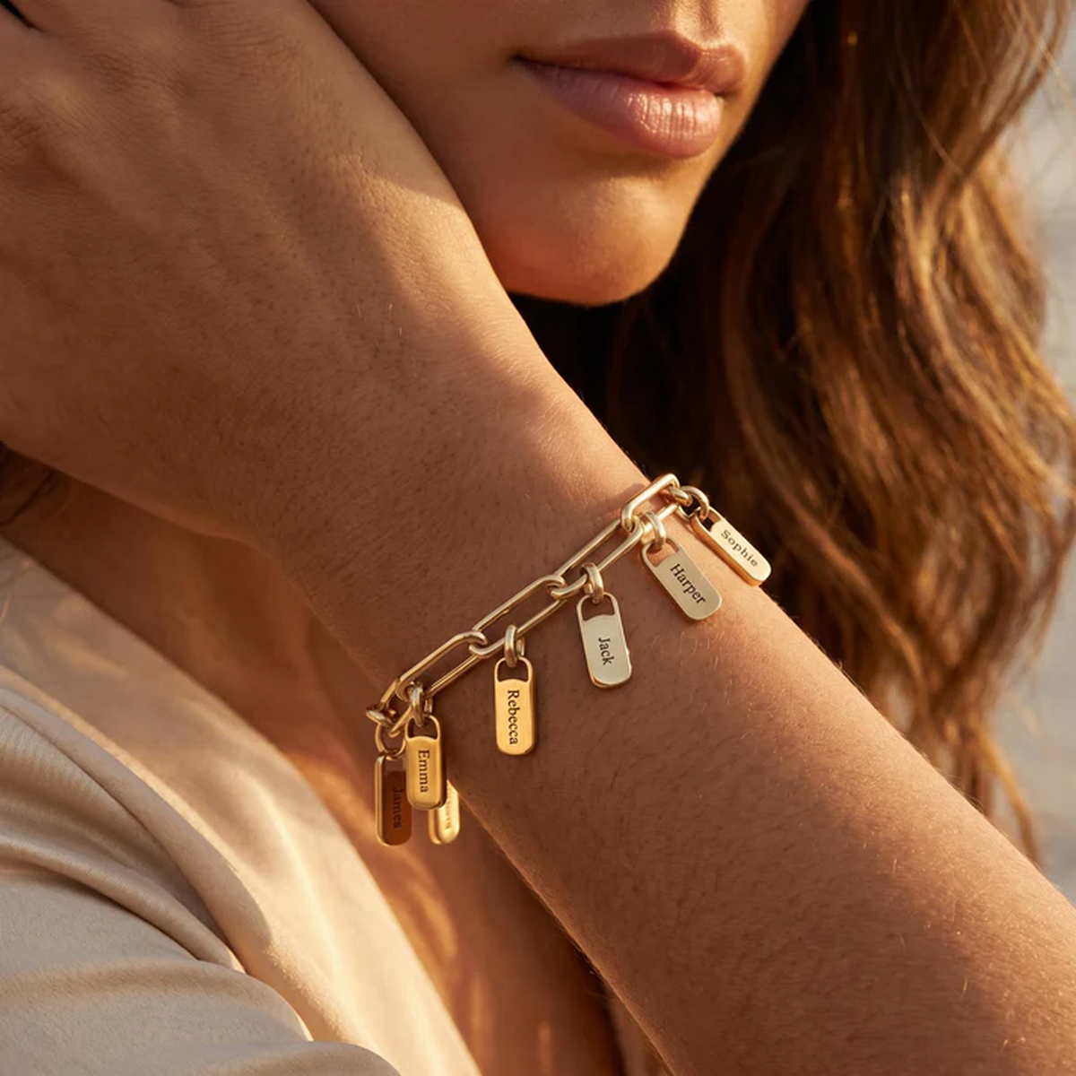 Pulsera Personalizada con Plaquitas Grabadas